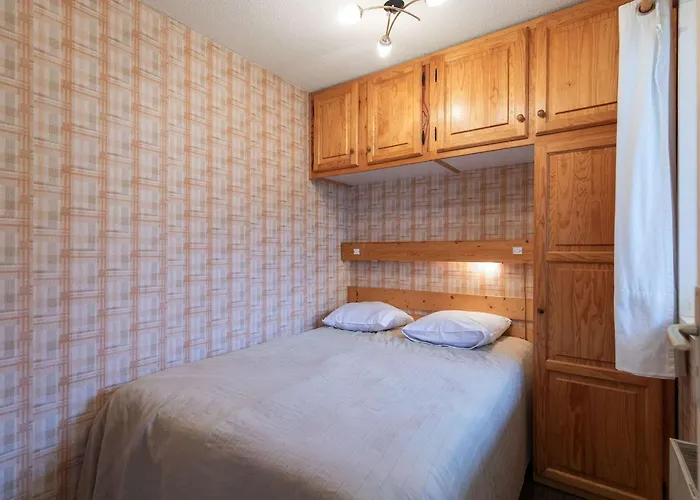 T2 3 Pers, Balcon, Parking Prive, Luz-saint-sauveur - Fr-1-402-139 アパート